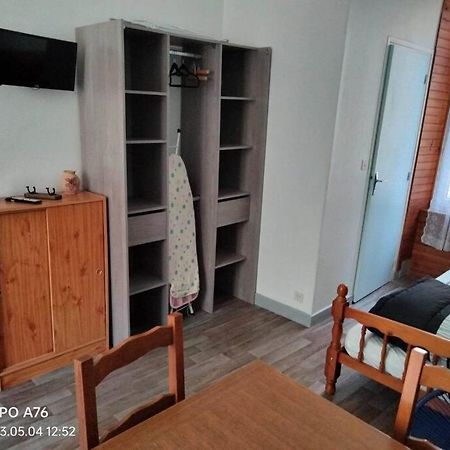 Le Nid Douillet Industriel Apartment La Bourboule Bagian luar foto