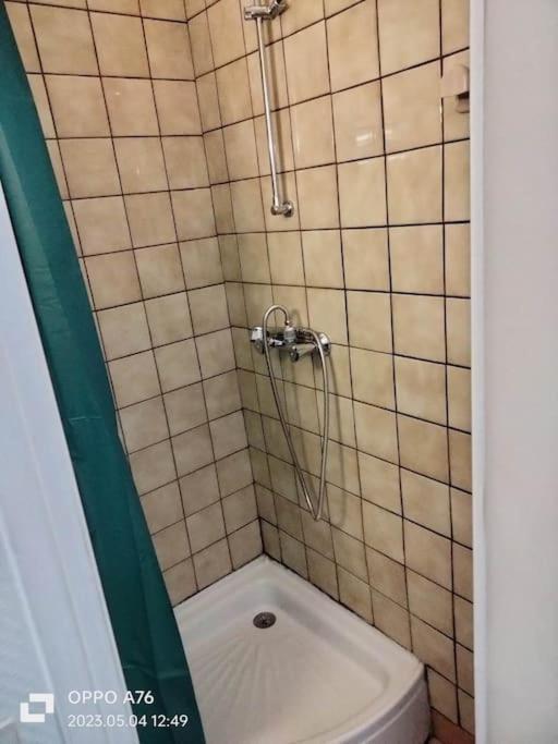 Le Nid Douillet Industriel Apartment La Bourboule Bagian luar foto